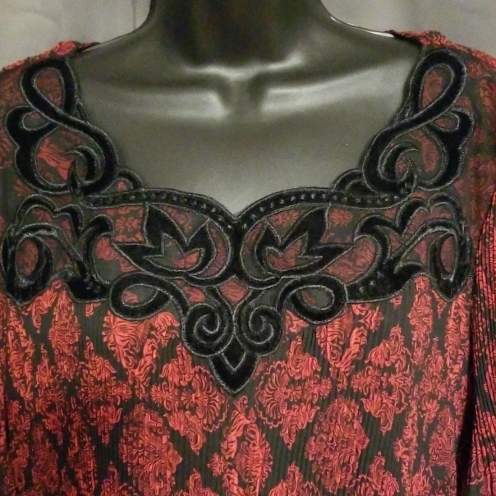 Catherine's pleated blouse Holidays size 0X(14/16) - Picture 2 of 8